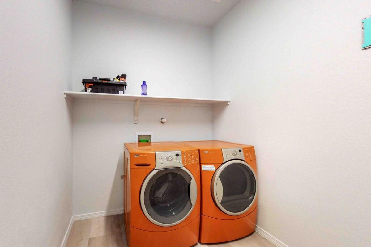 Modern Home 3Br Next To Airport, Netflix, Casino Albuquerque Luaran gambar